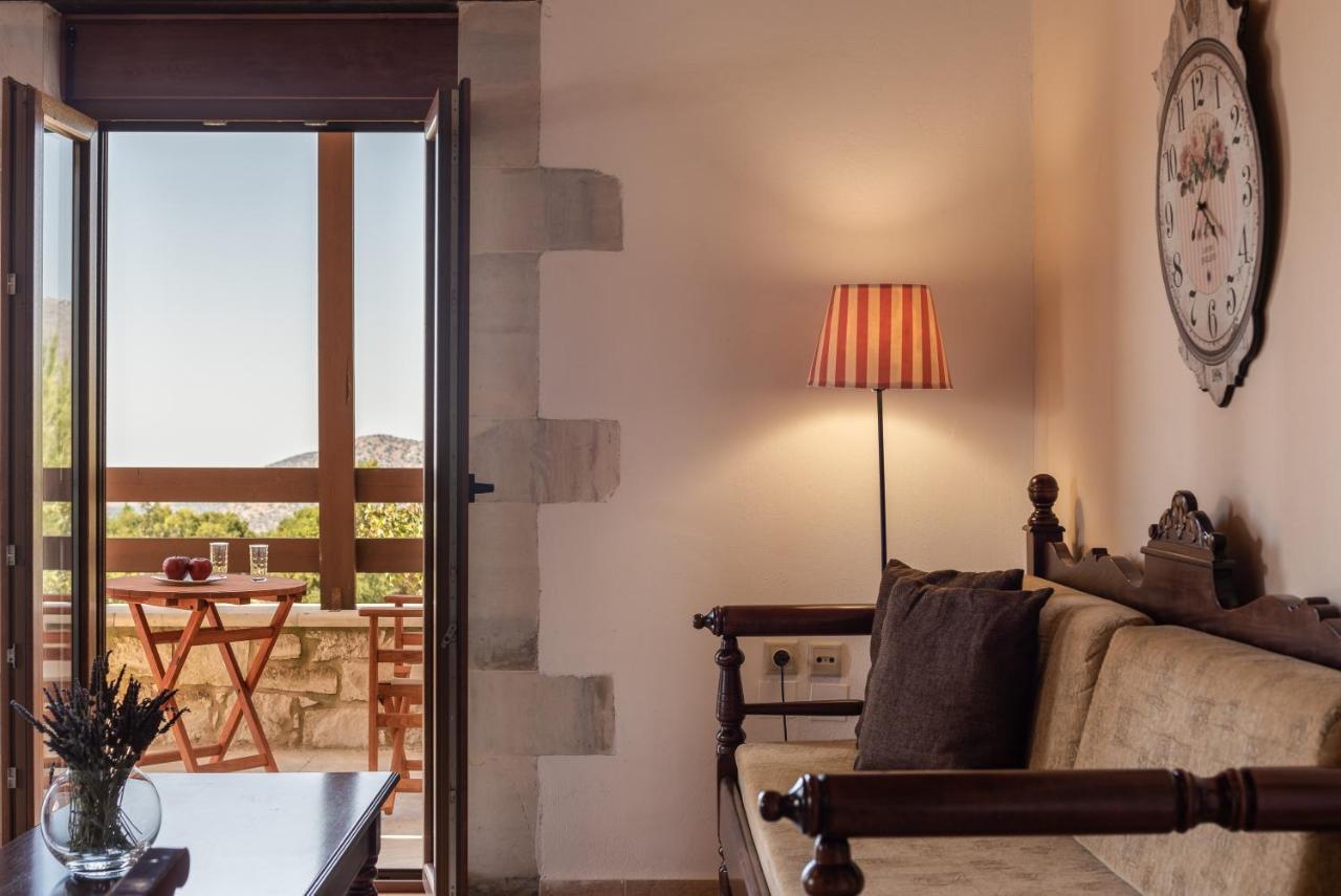 Koules Estate, With Private Pools & Bbq - Embracing Nature, By Thinkvilla Argouli Exterior foto