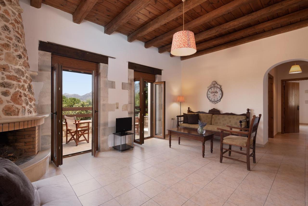 Koules Estate, With Private Pools & Bbq - Embracing Nature, By Thinkvilla Argouli Exterior foto