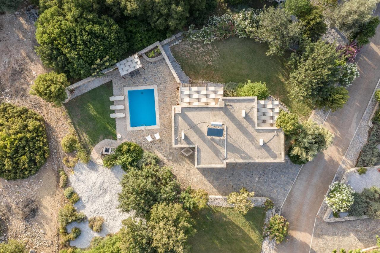 Koules Estate, With Private Pools & Bbq - Embracing Nature, By Thinkvilla Argouli Exterior foto
